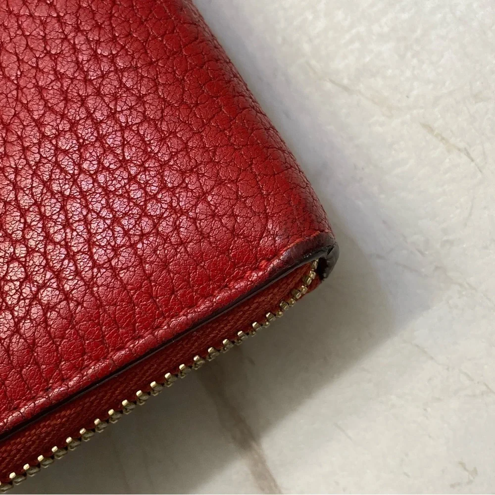 Chloe red pebbled leather drew clutch wallet